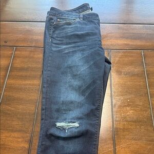 White House Black Market Midnight Skinny Jeans